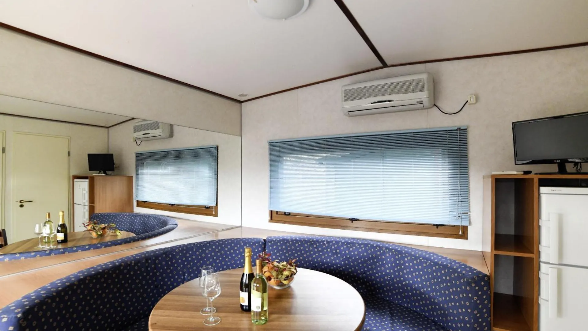Holiday Home Mobilhome E - Aeg403 By Interhome Villanova d'Albenga