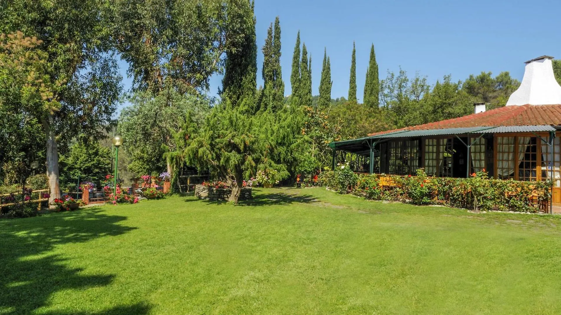 Holiday Home Mobilhome E - Aeg403 By Interhome Villanova d'Albenga